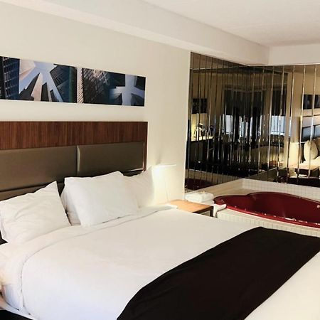 Travelodge By Wyndham Niagara Falls Lundys Lane Ngoại thất bức ảnh