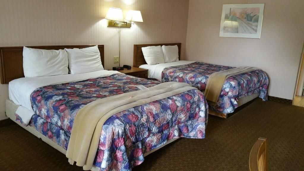 Travelodge By Wyndham Niagara Falls Lundys Lane Ngoại thất bức ảnh