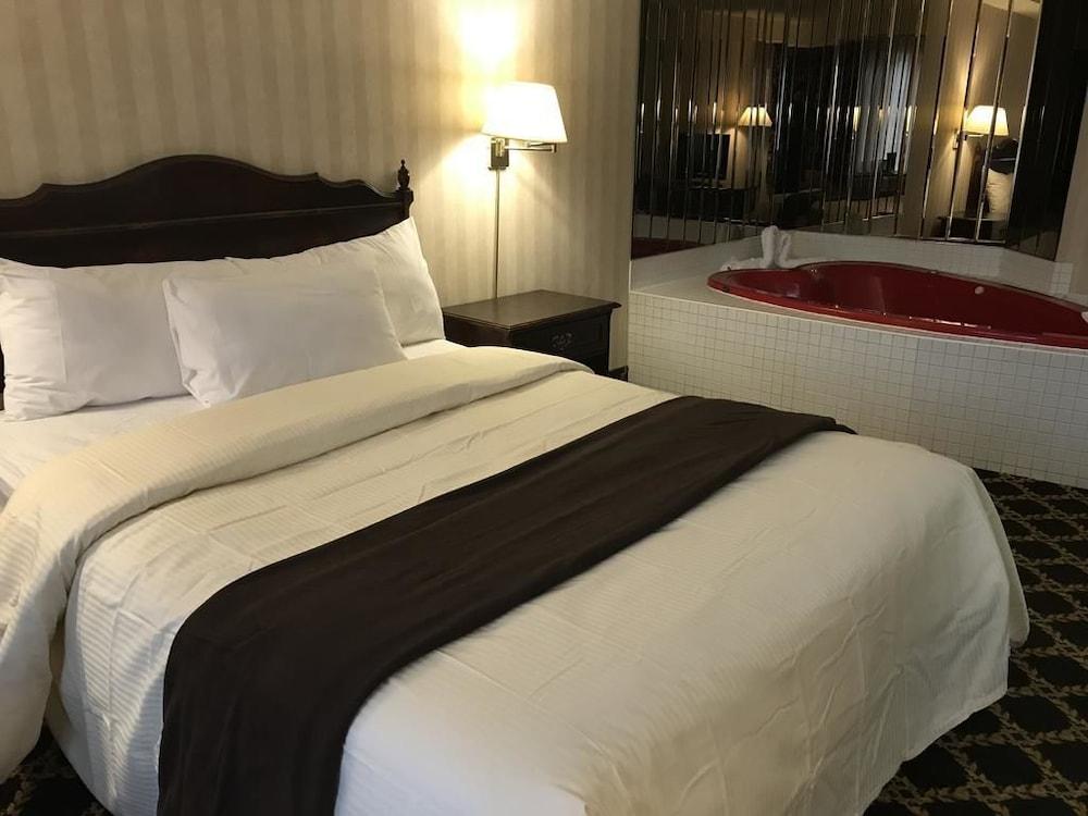 Travelodge By Wyndham Niagara Falls Lundys Lane Ngoại thất bức ảnh
