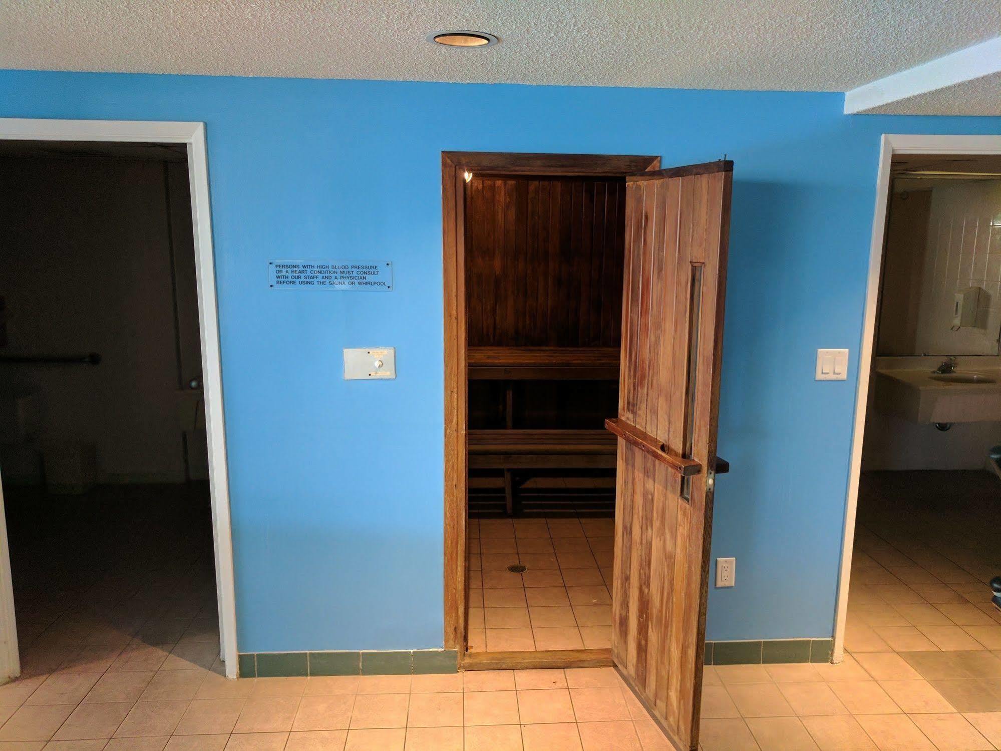 Travelodge By Wyndham Niagara Falls Lundys Lane Ngoại thất bức ảnh