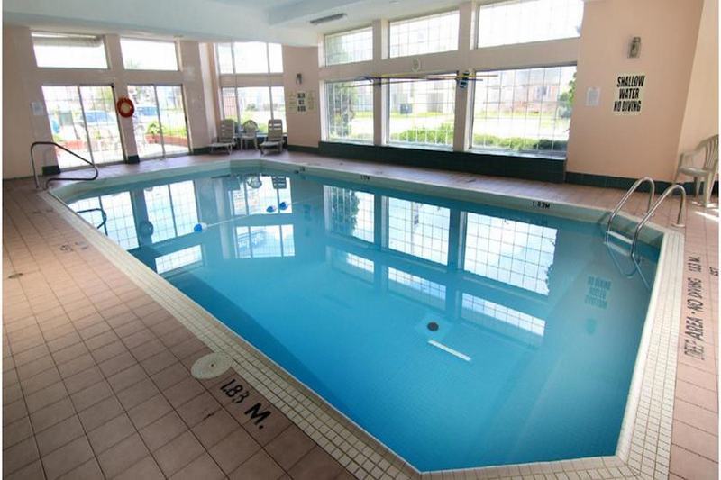 Travelodge By Wyndham Niagara Falls Lundys Lane Ngoại thất bức ảnh